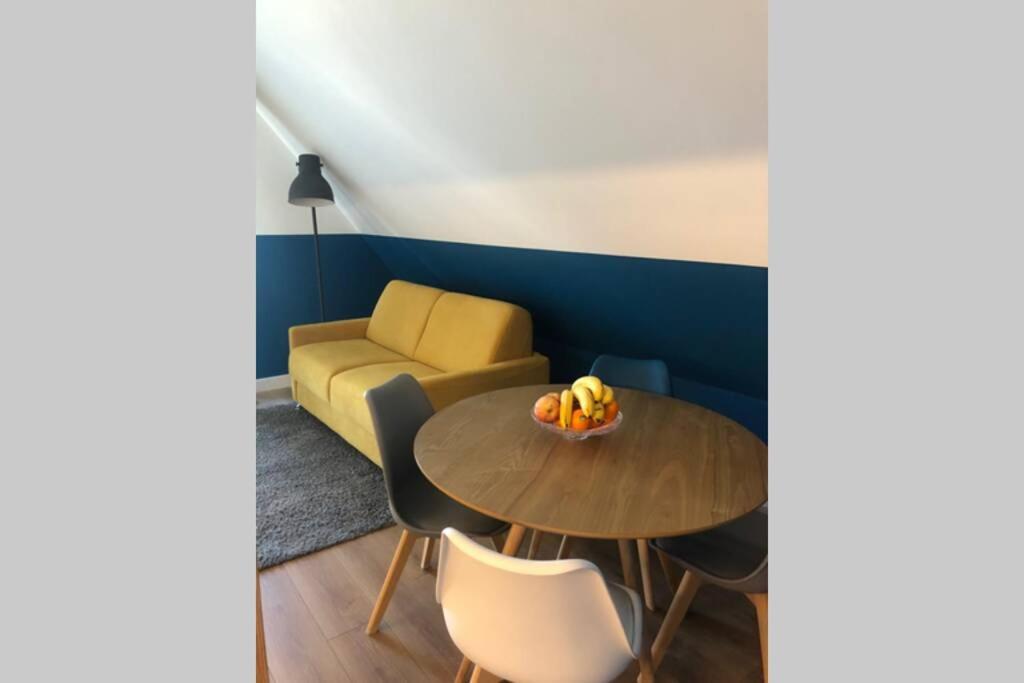 Appartement Cosybnb Bleu, Indépendant, Wifi, Parking, Petit Déjeuner *