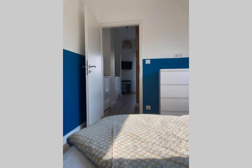 Appartement Cosybnb Bleu, Indépendant, Wifi, Parking, Petit Déjeuner *
