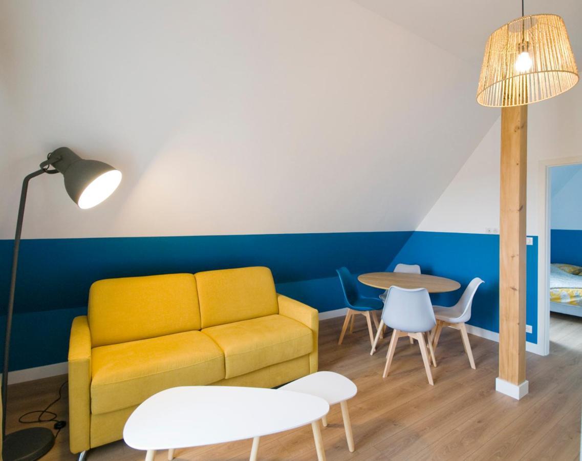 Apartment Cosybnb Bleu, Independant, Wifi, Parking, Petit Dejeuner *